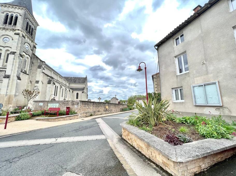 La Baillargeoise - Superbe Maison A 7 Min Du Parc Saint-Georges-les-Baillargeaux 외부 사진